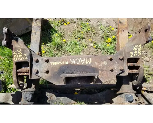 Mack E7-350 Engine Mounts