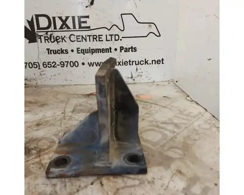 Mack E7-400 Engine Mounts