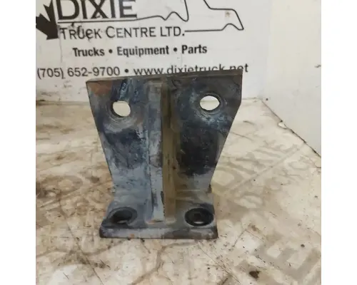 Mack E7-400 Engine Mounts