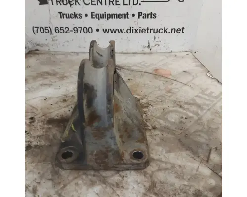 Mack E7-400 Engine Mounts