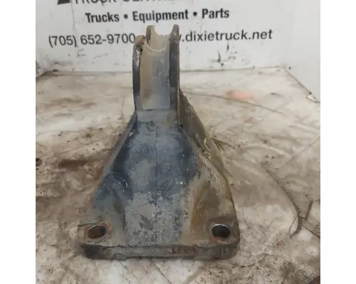 Mack E7-400 Engine Mounts