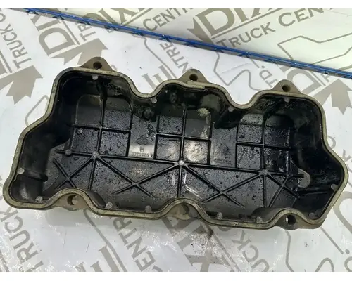 Mack E7-400 Valve Cover