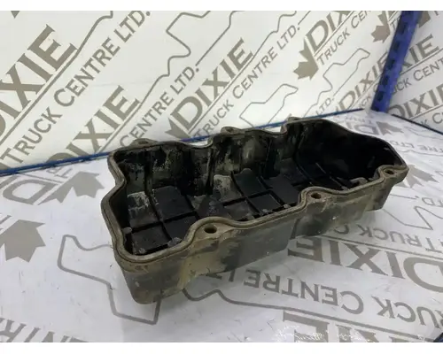 Mack E7-400 Valve Cover