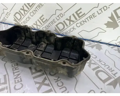 Mack E7-400 Valve Cover