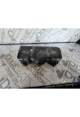 Mack E7-460 Valve Cover