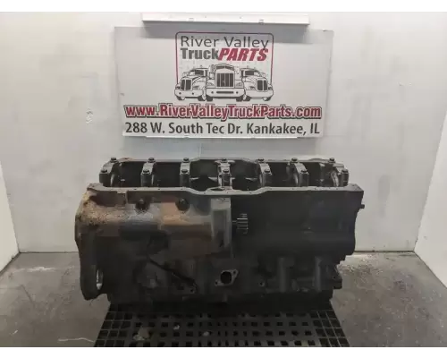 Mack E7 Cylinder Block