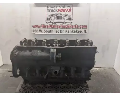 Mack E7 Cylinder Block