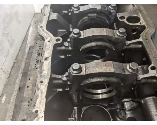 Mack E7 Cylinder Block