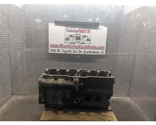 Mack E7 Cylinder Block