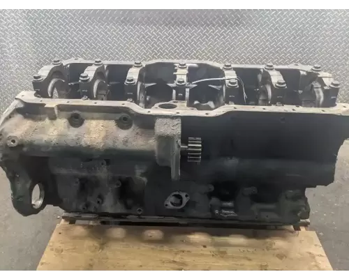 Mack E7 Cylinder Block