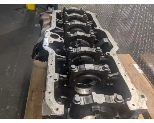 Mack E7 Cylinder Block