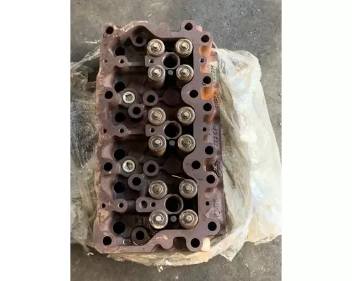 Cylinder Head MACK E7 Truck Salvage International Inc