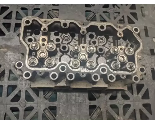 Mack E7 Cylinder Head