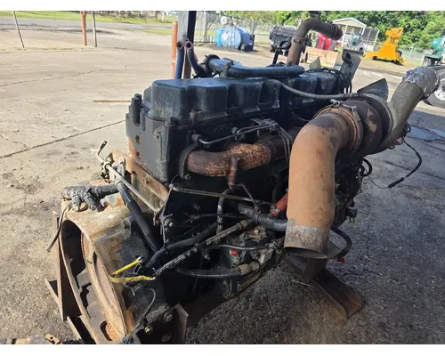 Mack E7 Engine Assembly