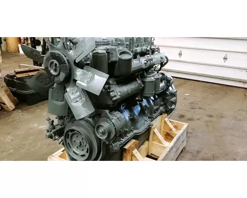 Mack E7 Engine Assembly