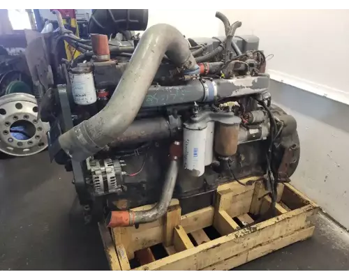 Mack E7 Engine Assembly