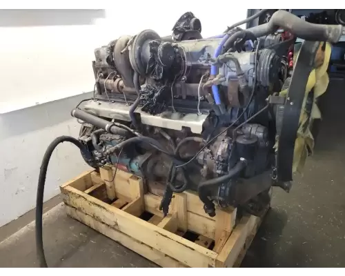 Mack E7 Engine Assembly