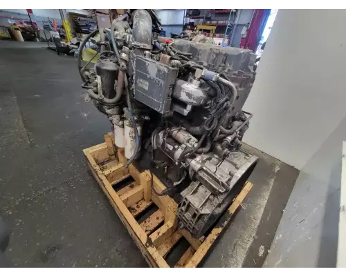 Mack E7 Engine Assembly