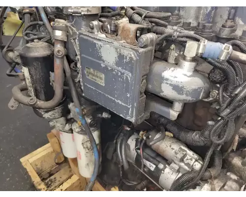 Mack E7 Engine Assembly