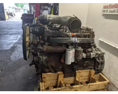 Mack E7 Engine Assembly