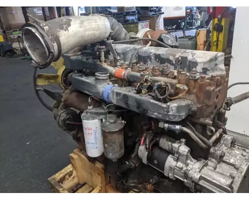 Mack E7 Engine Assembly