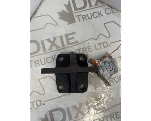 Mack E7 Engine Mounts