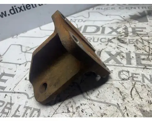 Mack E7 Engine Mounts