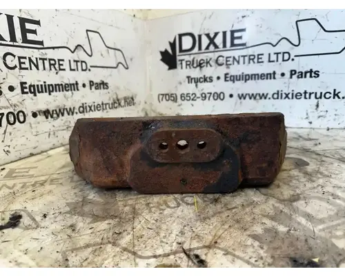 Mack E7 Engine Mounts