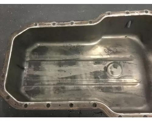 Mack E7 Engine Oil Pan