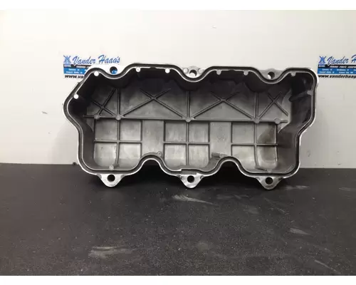 Mack E7 Engine Valve Cover