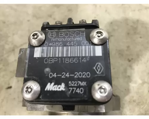 Mack E7 Fuel Injector