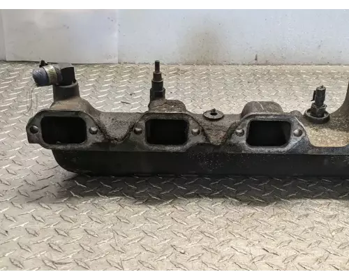 Mack E7 Intake Manifold