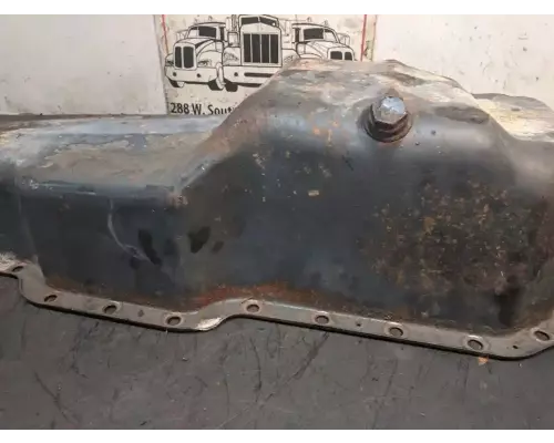 Mack E7 Oil Pan