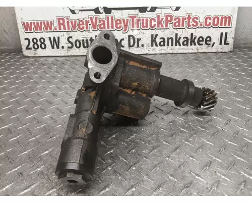 Mack E7 Oil Pump