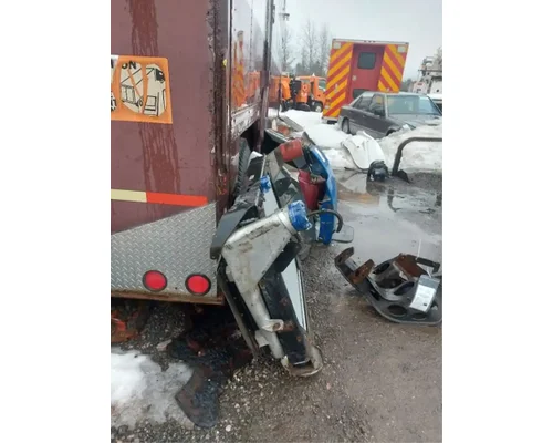 Mack E7 Radiator