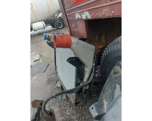 Mack E7 Radiator
