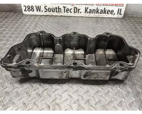 Mack E7 Valve Cover