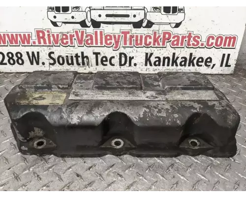 Mack E7 Valve Cover