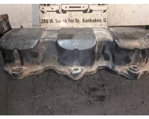 Mack E7 Valve Cover