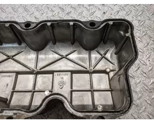 Mack E7 Valve Cover