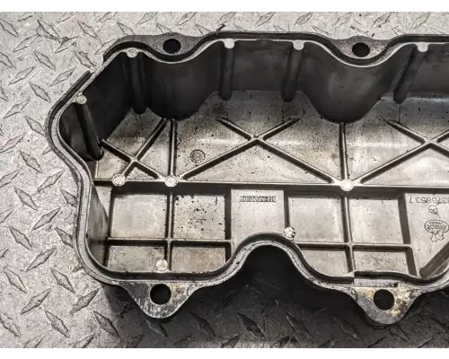 Mack E7 Valve Cover