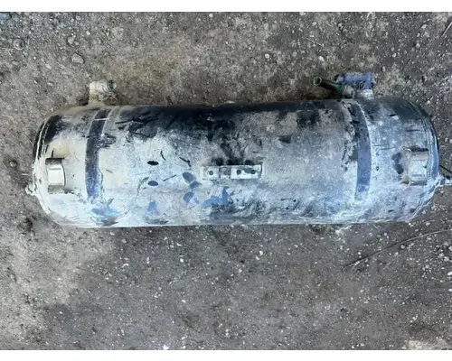 Mack GRANITE Air Tank