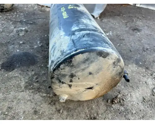 Mack GRANITE Air Tank