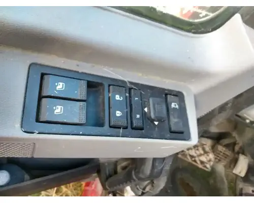 Mack GRANITE Door Assembly, Front