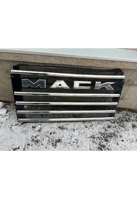 Mack GRANITE Grille
