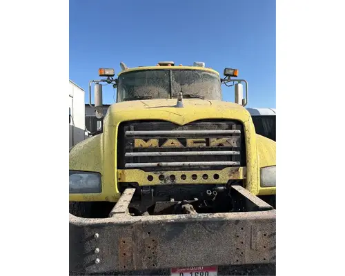 Mack GRANITE Hood