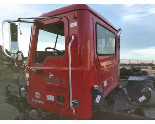 Mack GU500 Cab Assembly