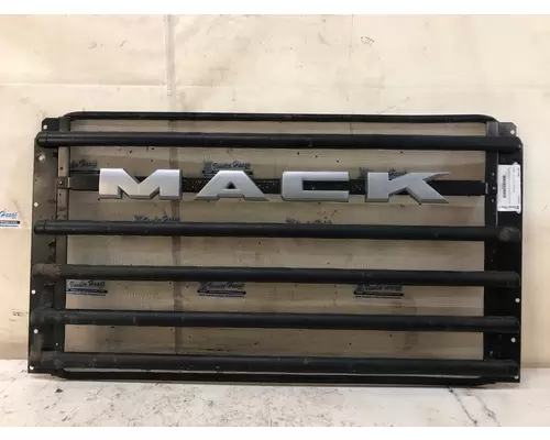 Mack GU500 Grille