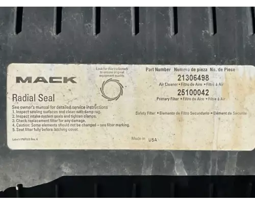 Mack GU713 Air Cleaner