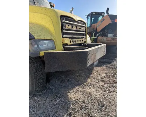 Mack GU713 Bumper Assembly, Front